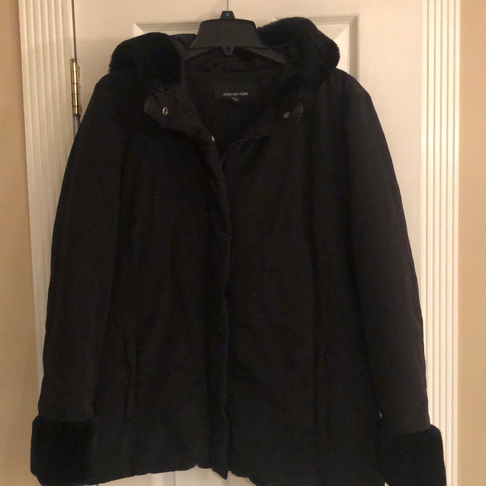 JONES NEW YORK Coat w/ Faux Fur Hood, Sleeves